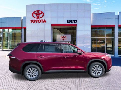 New 2026 Toyota Grand Highlander XLE AWD/4WD image 2