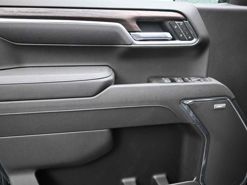 New 2026 GMC Sierra 1500 SLT w/ SLT Premium Plus Package image 6