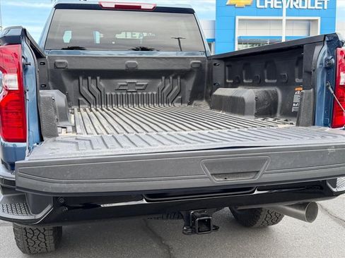 New 2026 Chevrolet Silverado 2500 Custom w/ Custom Value Package AWD/4WD image 8