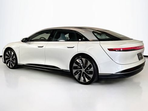 Used 2023 Lucid Air Touring image 7