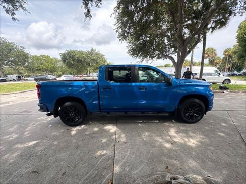 Used 2025 Chevrolet Silverado 1500 Custom w/ Turbomax Blackout Package RWD image 6