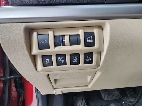 Used 2019 Subaru Outback 2.5i Limited AWD/4WD image 21