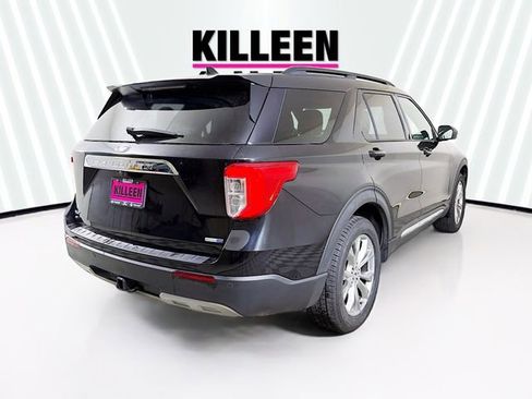 Used 2020 Ford Explorer XLT w/ Equipment Group 202A image 7