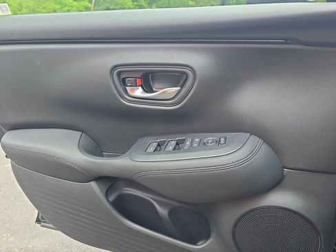 New 2026 Honda HR-V LX image 24