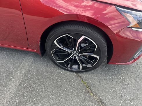 Certified 2023 Nissan Altima 2.5 SR FWD image 11