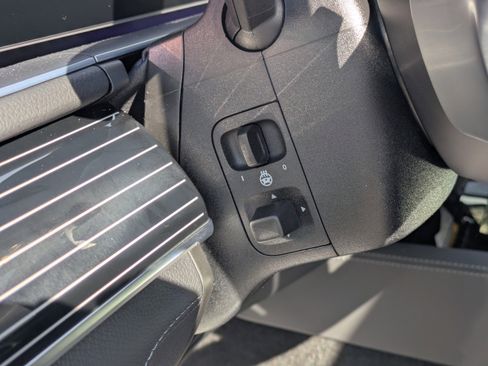 New 2026 Mercedes-Benz GLE 450 GLE 450 image 23