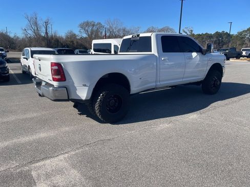 Used 2024 RAM 3500 Laramie w/ Towing Technology Group image 8