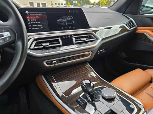 Used 2021 BMW X5 xDrive40i w/ Convenience Package AWD/4WD image 25