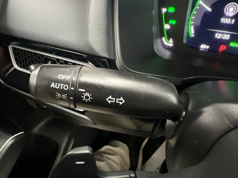 Used 2025 Honda Civic Sport image 21