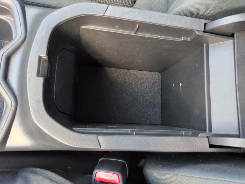 Used 2021 Toyota RAV4 LE AWD/4WD image 26