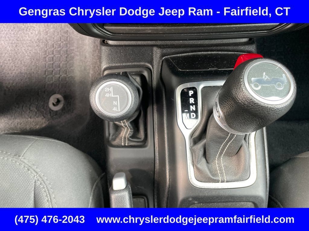 Used 2018 Jeep Wrangler Unlimited Sahara AWD/4WD image 48