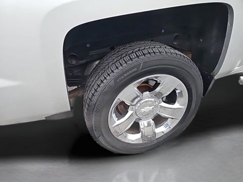 Used 2016 Chevrolet Silverado 1500 LTZ Z71 image 23