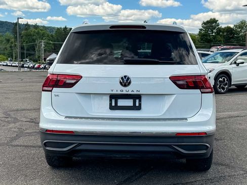 Used 2022 Volkswagen Tiguan SE FWD image 4