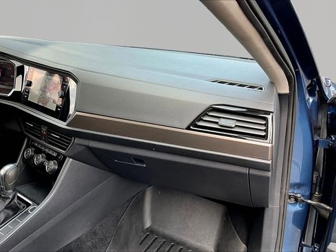 Used 2019 Volkswagen Jetta SEL Premium FWD image 25