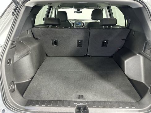 Used 2018 Chevrolet Equinox LT FWD image 26