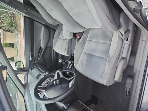 Used 2010 Honda Civic LX image 11