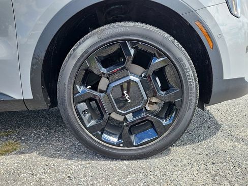 Certified 2024 Kia Sorento SX Prestige AWD/4WD image 9