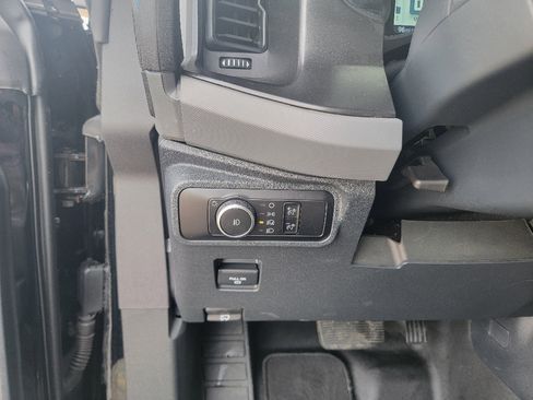 Used 2023 Ford Bronco Black Diamond AWD/4WD image 15