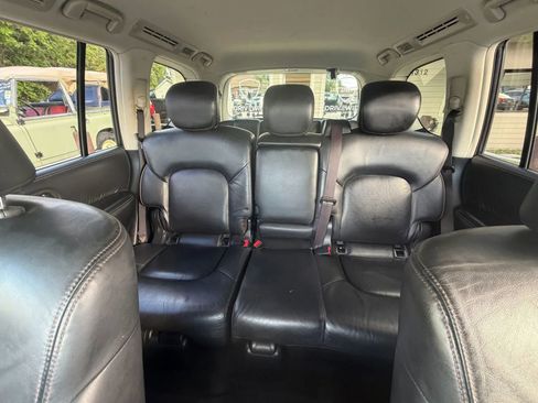 Used 2020 Nissan Armada SL w/ Premium Package image 11