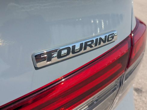 Used 2022 Honda Civic Touring image 12
