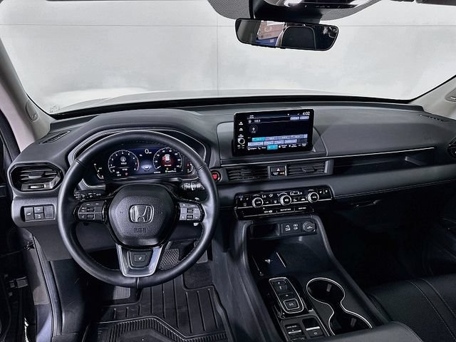 Used 2024 Honda Pilot Elite image 24