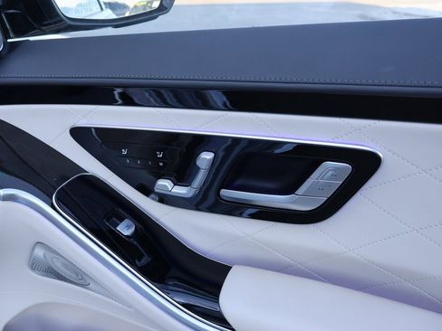 Certified 2021 Mercedes-Benz S 580 4MATIC Sedan image 9