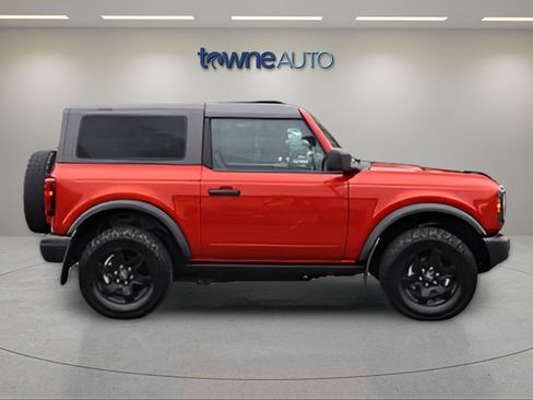 Used 2024 Ford Bronco Black Diamond AWD/4WD image 6