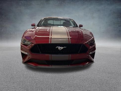 Used 2019 Ford Mustang GT RWD image 3