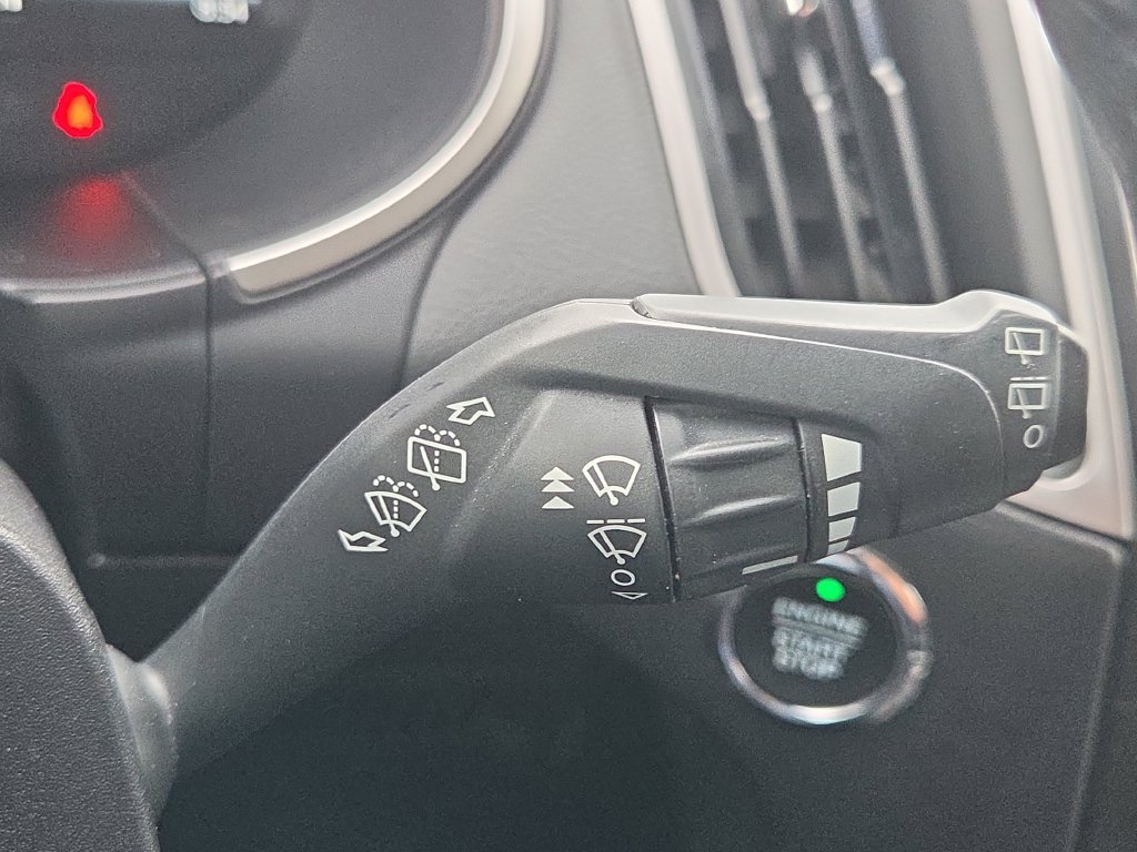 Used 2018 Ford Edge SEL w/ Equipment Group 201A AWD/4WD image 34