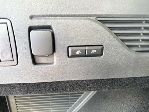 New 2026 Lincoln Nautilus Reserve w/ Jet Appearance Package image 12