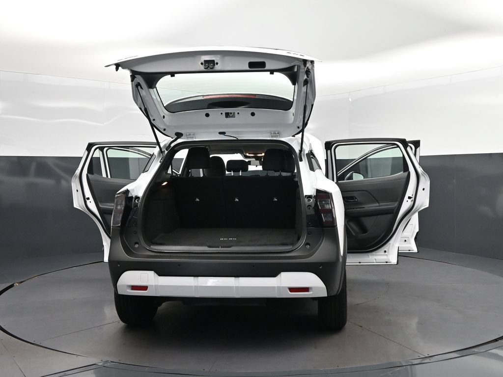 Used 2025 Nissan Kicks S AWD/4WD image 51