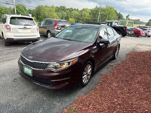 Used 2016 Kia Optima EX w/ Premium Package FWD image 3