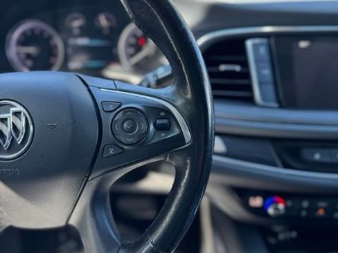 Used 2019 Buick Enclave Essence image 15