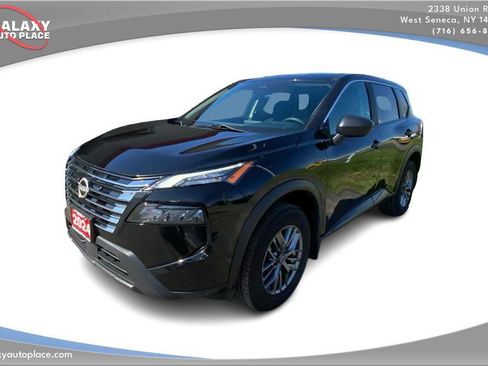 Used 2024 Nissan Rogue S image 1