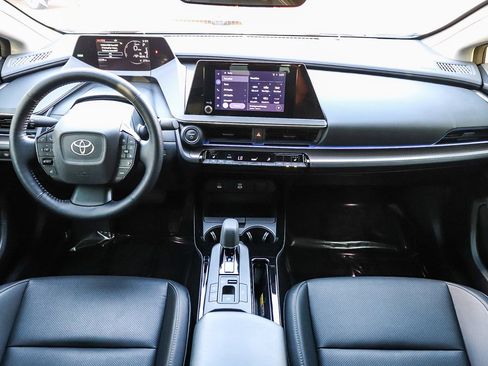 Certified 2025 Toyota Prius XLE image 13