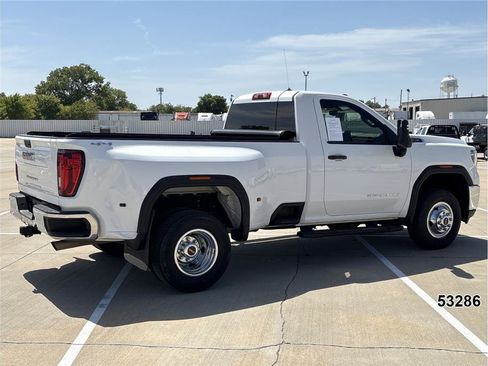 Used 2022 GMC Sierra 3500 Pro w/ Convenience Package AWD/4WD image 2
