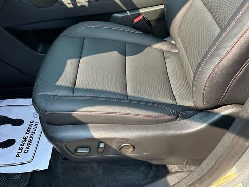 Used 2024 Chevrolet Traverse Z71 w/ Enhanced Driving Package AWD/4WD image 12