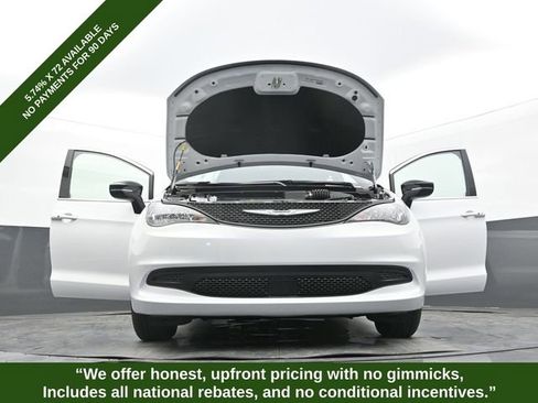 New 2026 Chrysler Voyager LX image 66