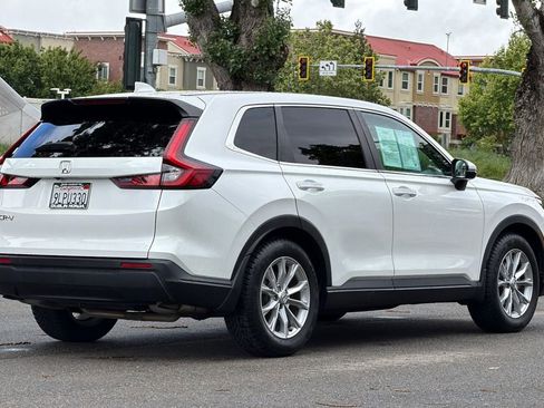 Used 2024 Honda CR-V EX-L image 4
