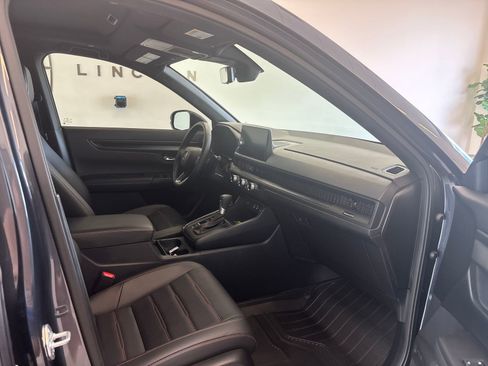 Used 2025 Honda CR-V Sport-L image 6