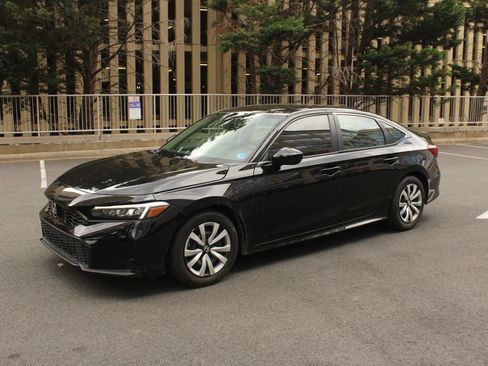 Used 2025 Honda Civic LX image 12