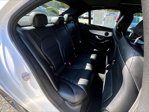Used 2018 Mercedes-Benz C 300 4MATIC Sedan image 28