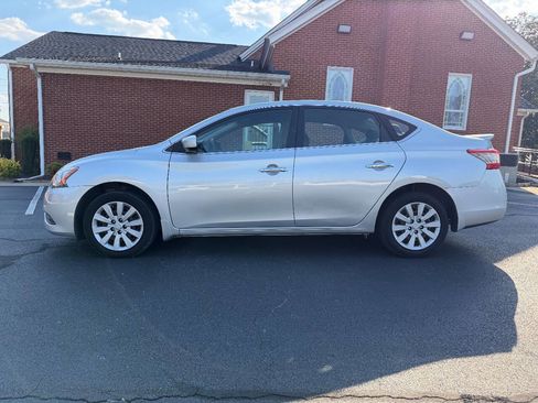 Used 2014 Nissan Sentra SV FWD image 8