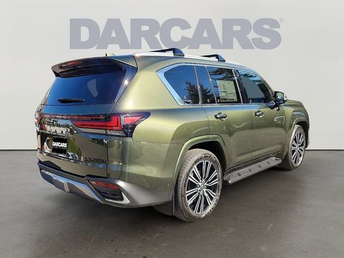 New 2025 Lexus LX 700h Luxury image 4