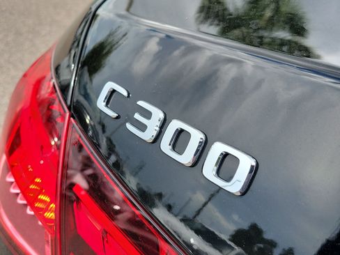 Used 2023 Mercedes-Benz C 300 Sedan image 6