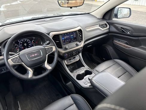 Used 2023 GMC Acadia Denali w/ Denali Ultimate Package AWD/4WD image 13
