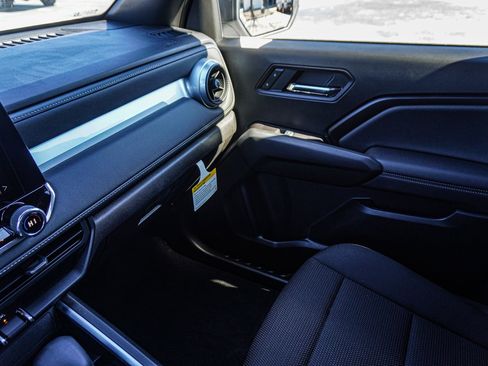 New 2025 Chevrolet Colorado LT w/ Advanced Trailering Package image 40