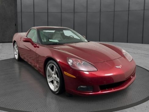 Used 2006 Chevrolet Corvette Coupe w/ Preferred Equipment Group RWD image 5