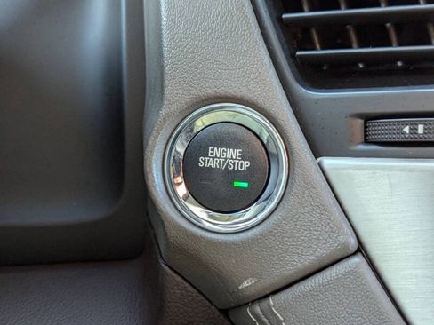 Used 2019 GMC Yukon Denali w/ Denali Ultimate Package image 24