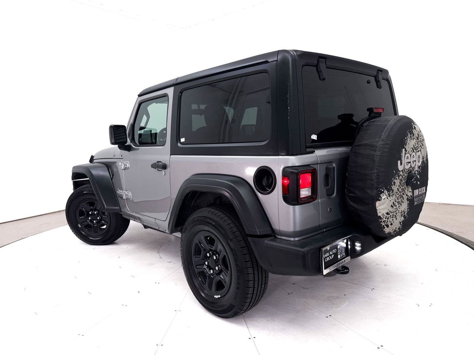 Used 2019 Jeep Wrangler Sport AWD/4WD image 2